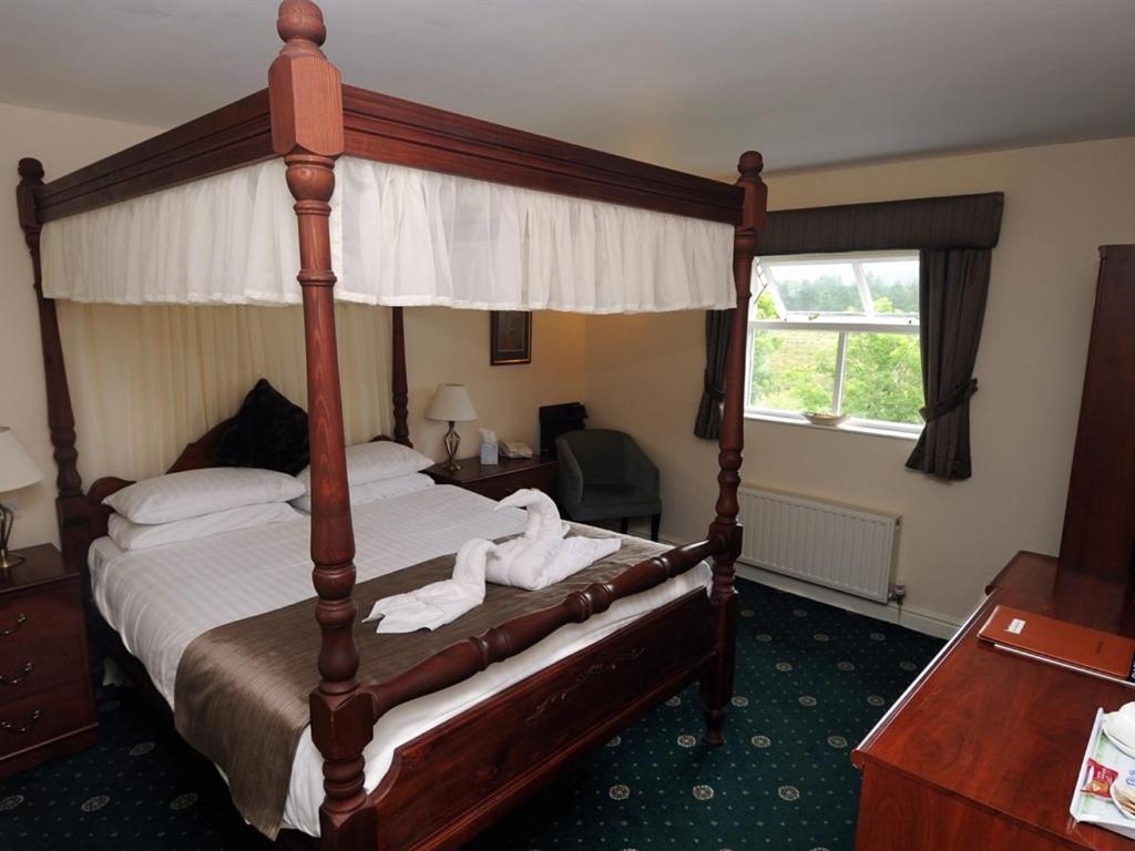 Rusland Pool Hotel Bouth Room photo