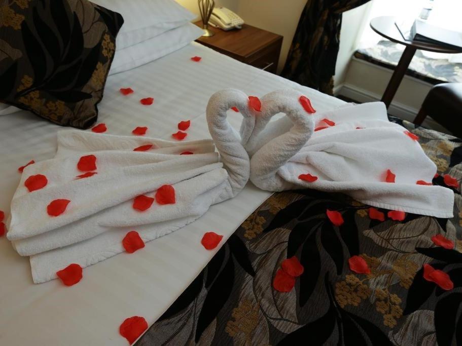 Rusland Pool Hotel Bouth Room photo